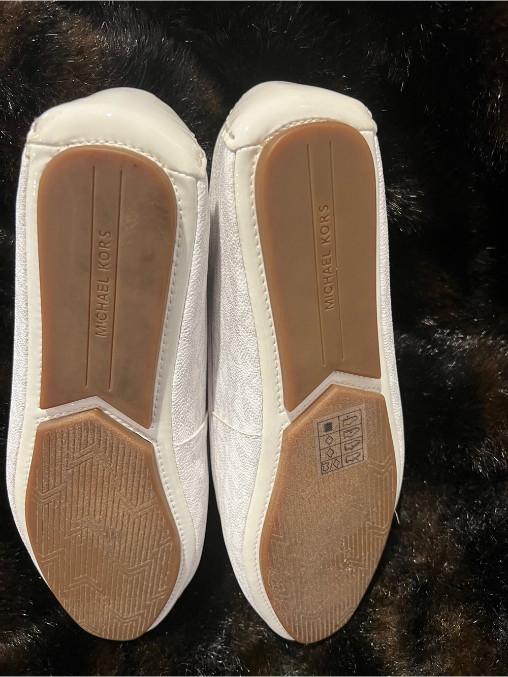Michael Kors White Quilted MK Logo Loafers - Picture 3 of 3